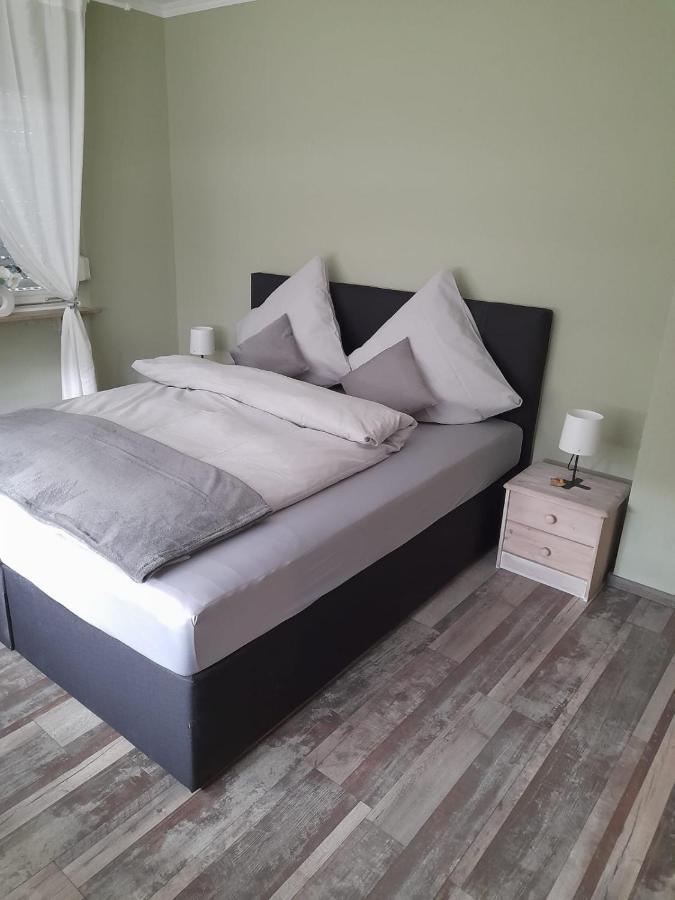 Ferienwohnung Pickel Kottenheim Exterior foto